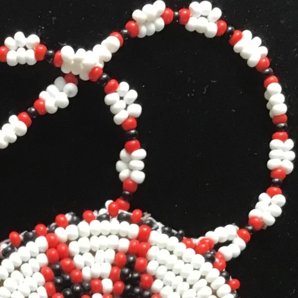 Vintage Native American Beaded Medallion Necklace Southwest Style Seed Leather - Picture 4 of 12